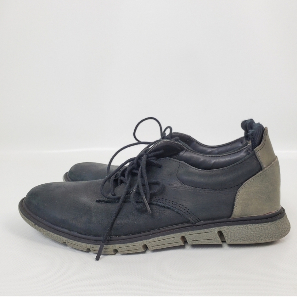 Kenneth Cole New York Leather Boys Lightweight Oxford Sz 3